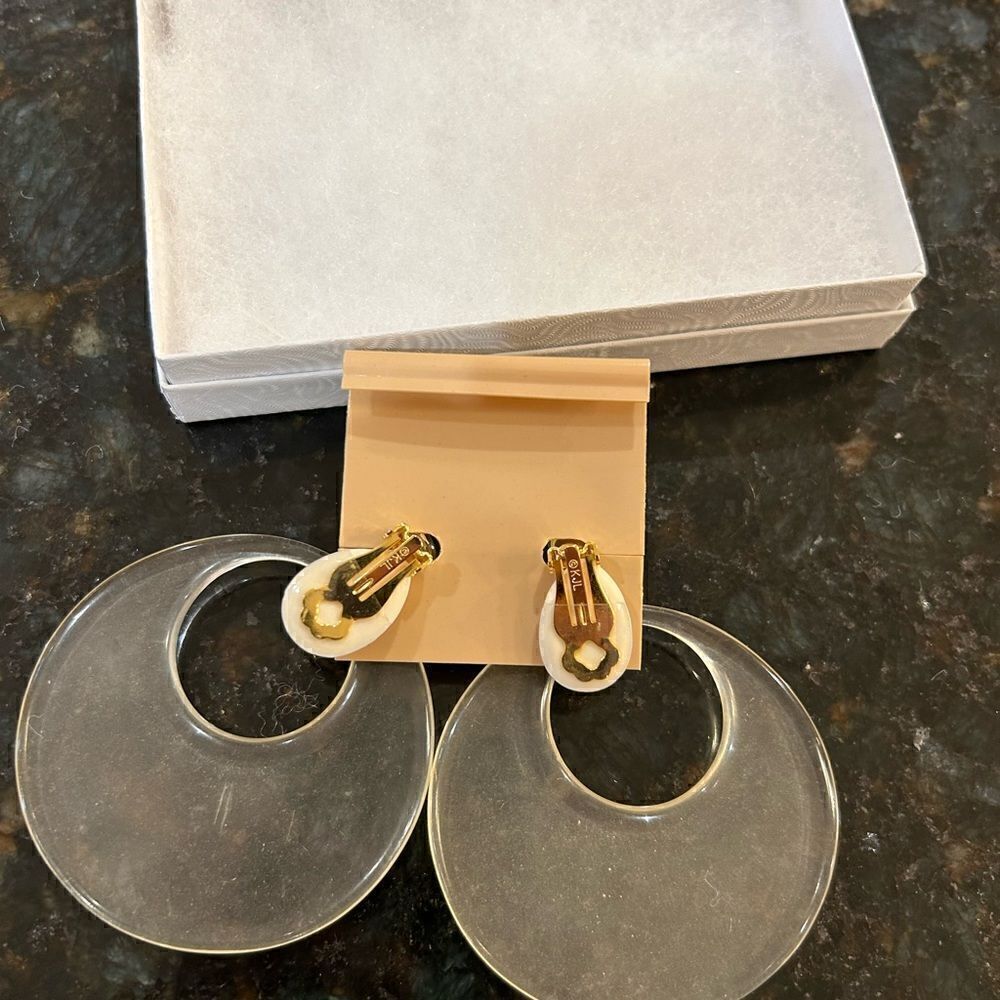 Women’s Kenneth Jay Lane couture clip on earrings - Picture 3 of 7